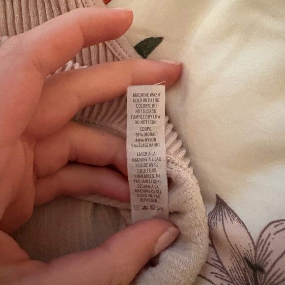 Aerie Ribbed Tank - Picture 4 of 4